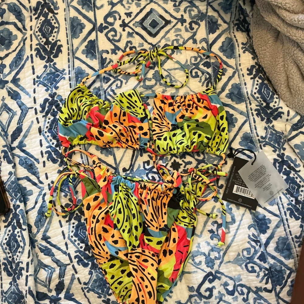 NWT Free People Bikini Colorful Leaf Print Bikini Set